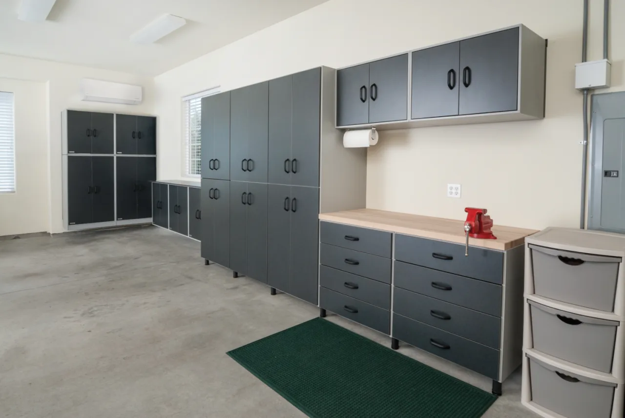 Copper tubing connecting the indoor and outdoor units through the wall