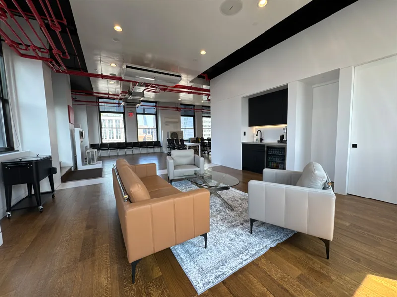 AIRSTAGE on Broadway showroom